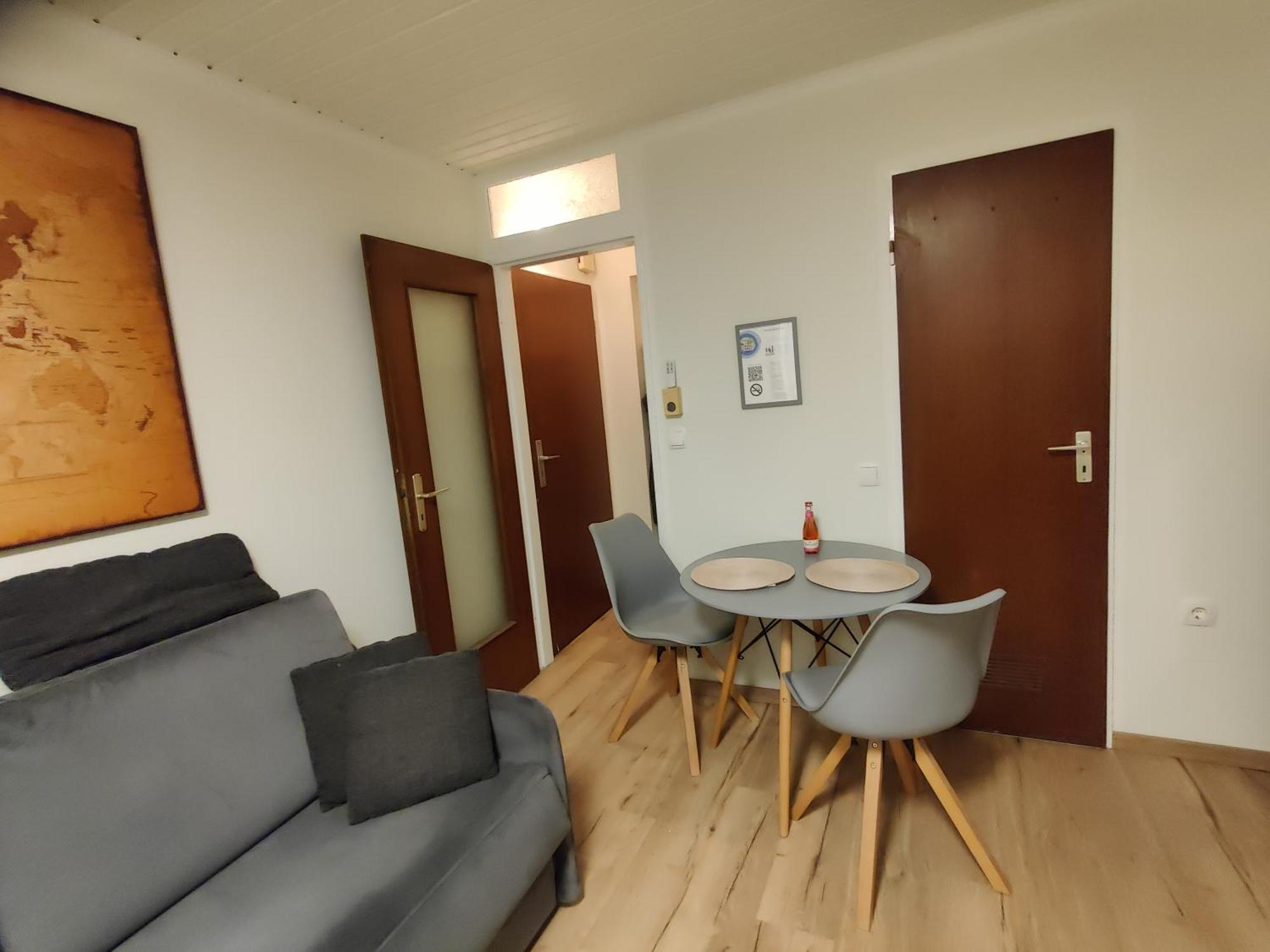 H-Lodges - Top City-Appartments In Essen Kamer foto